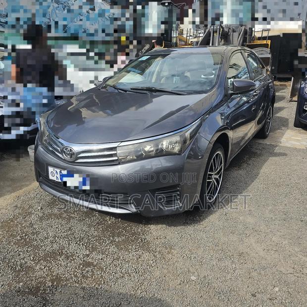 Toyota Corolla 2016 Gray