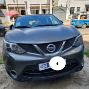 Nissan Qashqai 2016 Silver for sale
