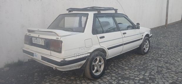 Toyota Corolla 1986 White
