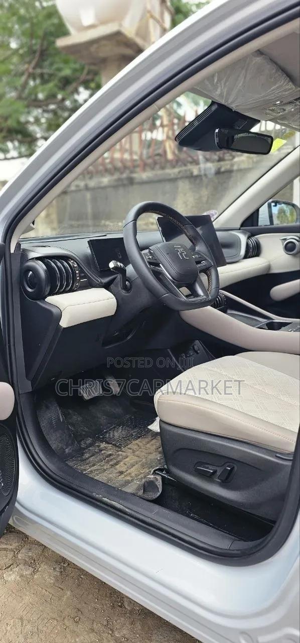 BYD Yuan Plus 2025 Off white