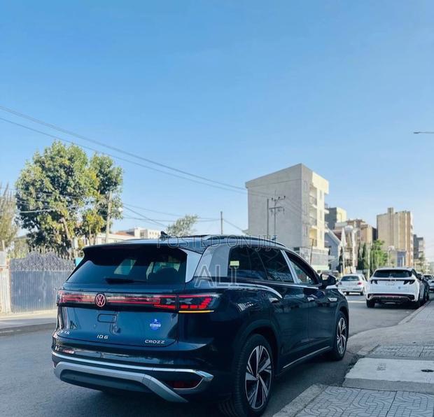 New Volkswagen ID.6 2024 Blue