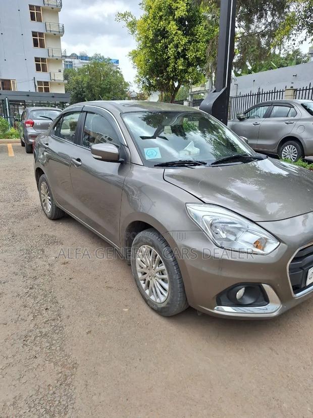 Suzuki Dzire 2024 Gray