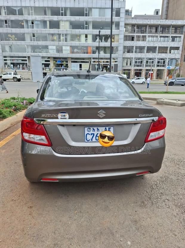 Suzuki Dzire 2024 Gray