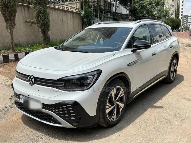 Volkswagen ID.6 2024 White
