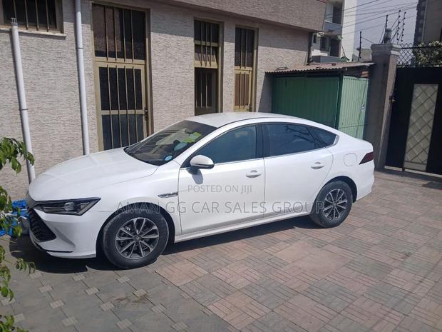 BYD Qin Plus DM-i 2024 White