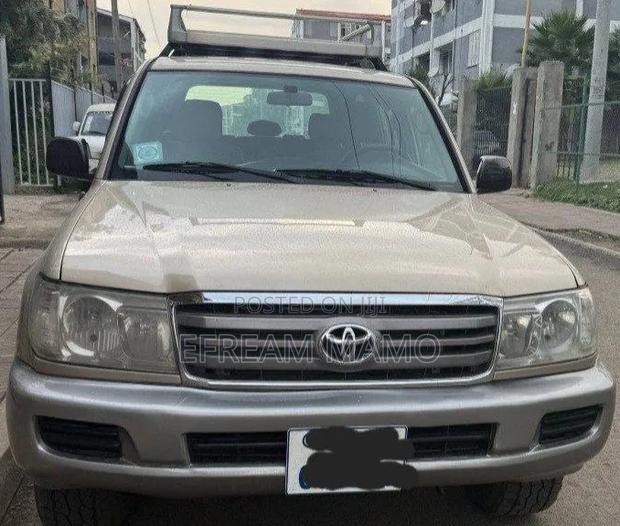 Toyota Land Cruiser 2007 Beige