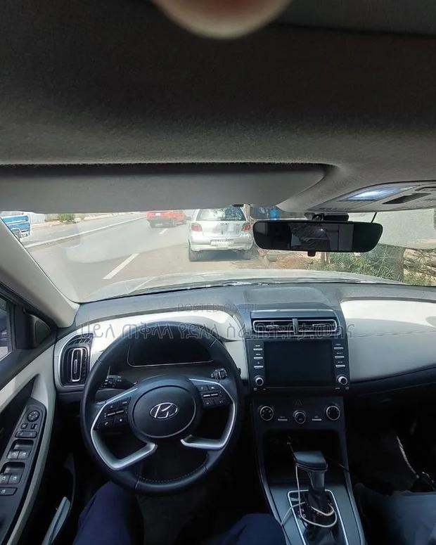 Hyundai Creta 2023 Silver