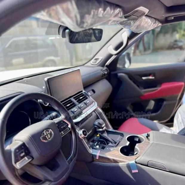 Toyota Land Cruiser 2023 Maroon