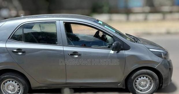 Kia Picanto 2021 Gray