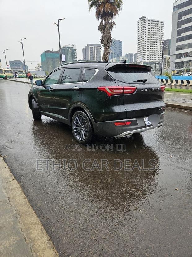 Jetour X70 1.5 7-Seater FWD 2020 Black