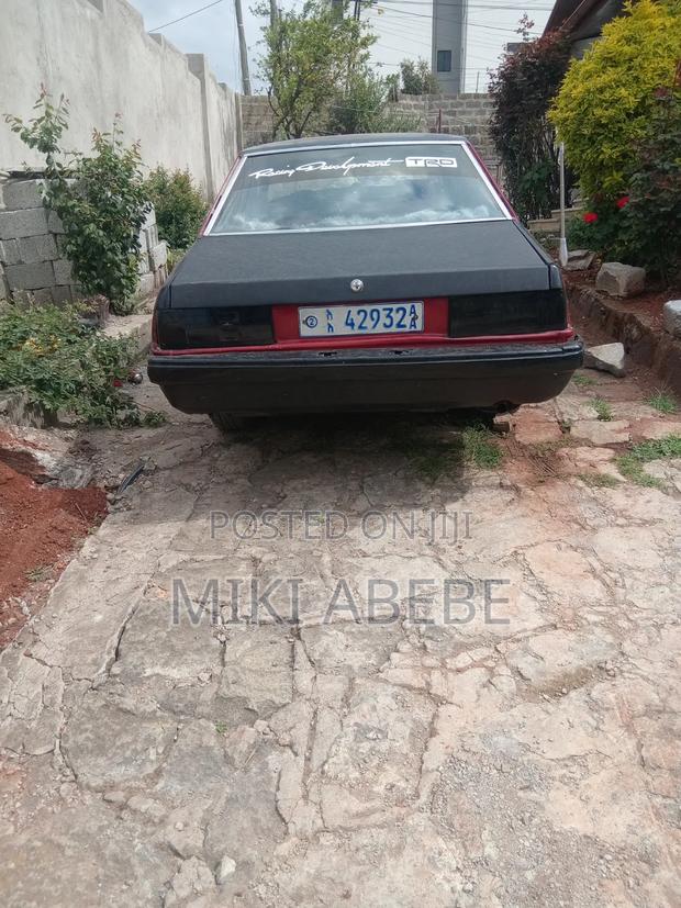 Mitsubishi Galant 1982 Red