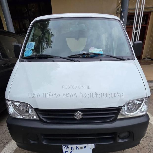 Suzuki Eeco 2024 White
