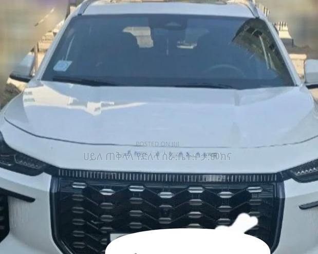 Jetour X70 Plus 2025 White