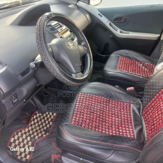 Toyota Yaris 2006