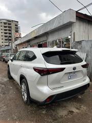Toyota Highlander Hybrid 2023 White for sale