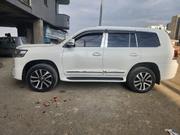 Toyota Land Cruiser 2012 White for sale