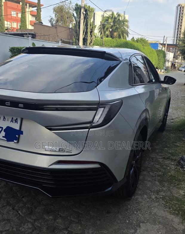 Honda e:NS2 68.8 kWh FWD 2025 Silver