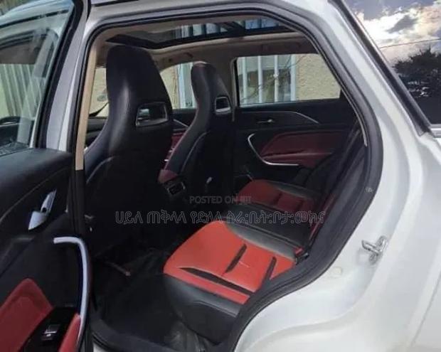 Bestune T77 1.2 FWD 2021 Off white
