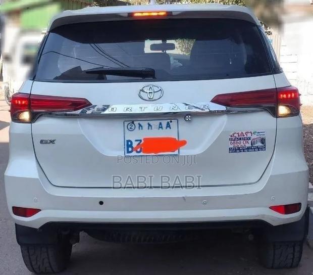 Toyota Fortuner 2017 White
