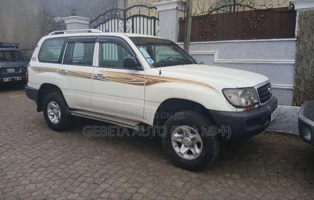 Toyota Land Cruiser 2005