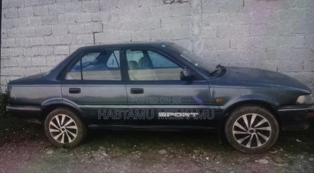 Toyota Corolla Sedan 1990 Blue