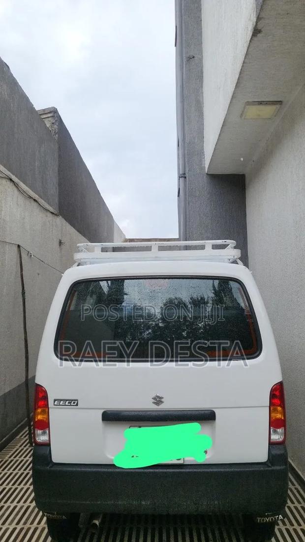 Suzuki Eeco 2024 White