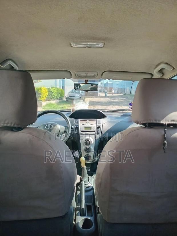 Toyota Yaris 2006 Silver