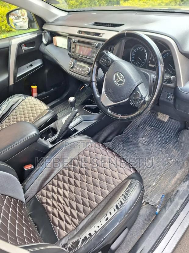 Toyota RAV4 2012 Black