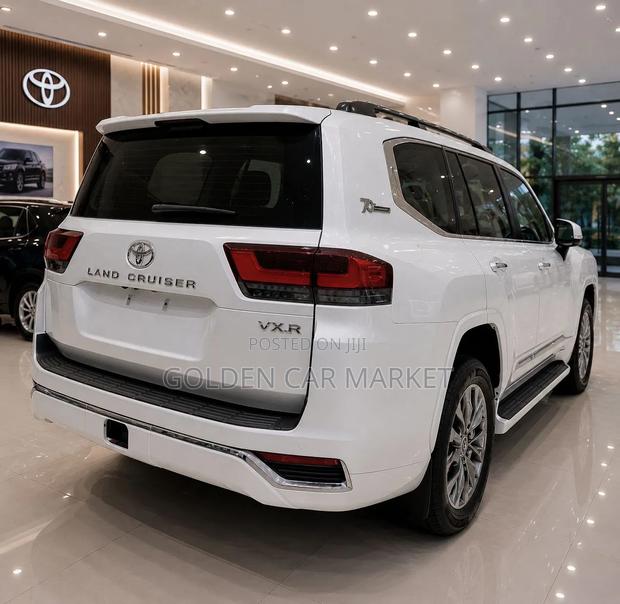 New Toyota Land Cruiser 2025 White