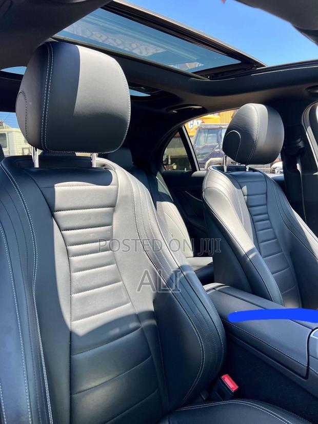 Mercedes-Benz C220 2017 Black
