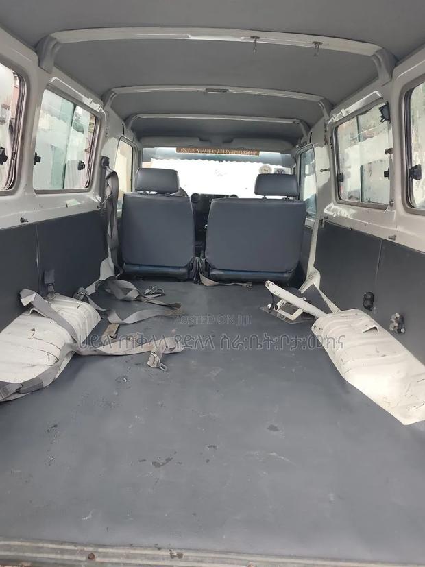 Toyota Land Cruiser 2012 Ivory