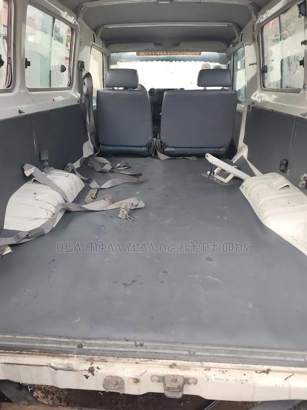 Toyota Land Cruiser 2012 Ivory