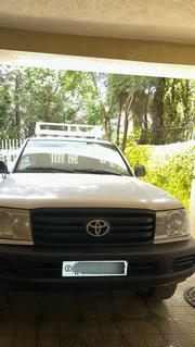 Toyota Land Cruiser 2006 White for sale