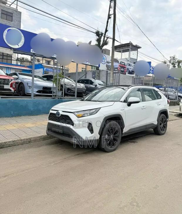 New Toyota RAV4 Limited AWD 2024 White