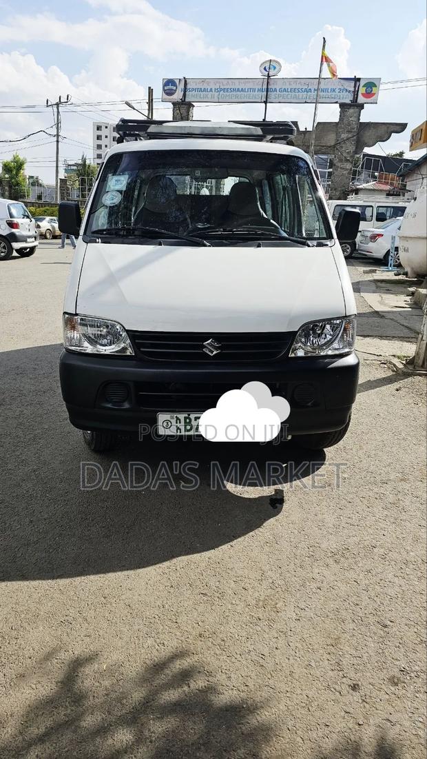 Suzuki Eeco 2024 White
