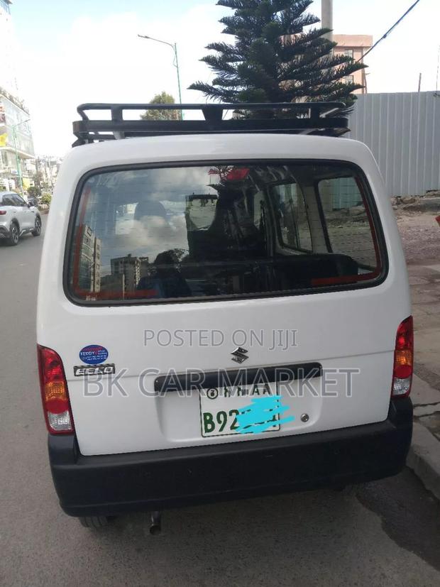 Suzuki Eeco 2024 White