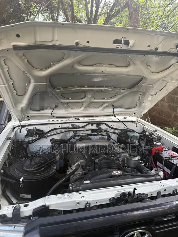 Toyota Land Cruiser 2020 White