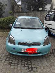 Toyota Vitz 2000 Green for sale