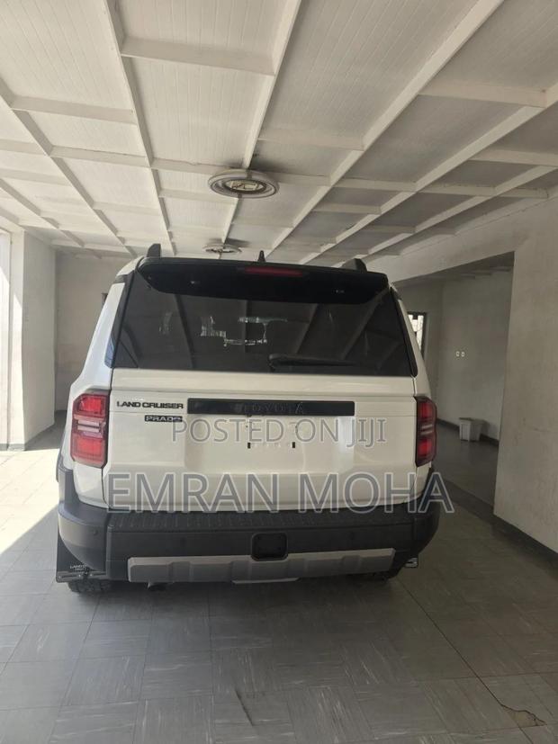 New Toyota Land Cruiser Prado 2025 White