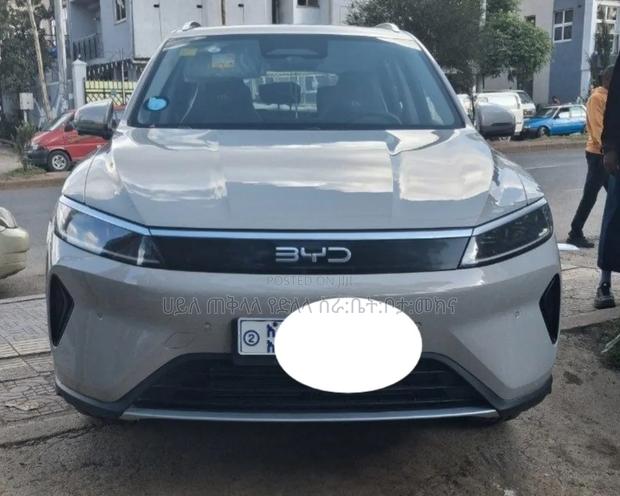 BYD Destroyer 05 DM-i 1.5 Hybrid FWD 2025 Gold