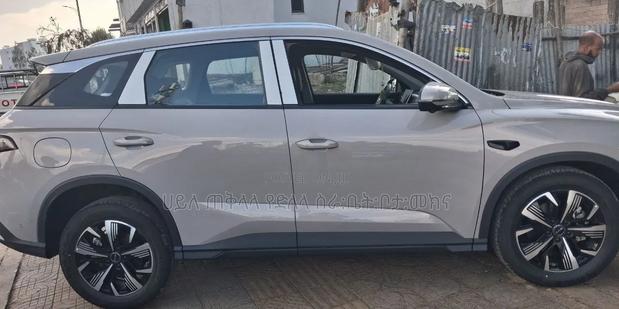 BYD Destroyer 05 DM-i 1.5 Hybrid FWD 2025 Gold