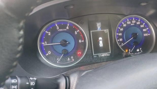 Toyota Hilux 2018 Silver