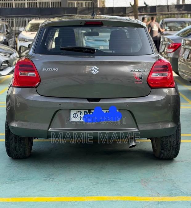 Suzuki Swift 2021 Gray