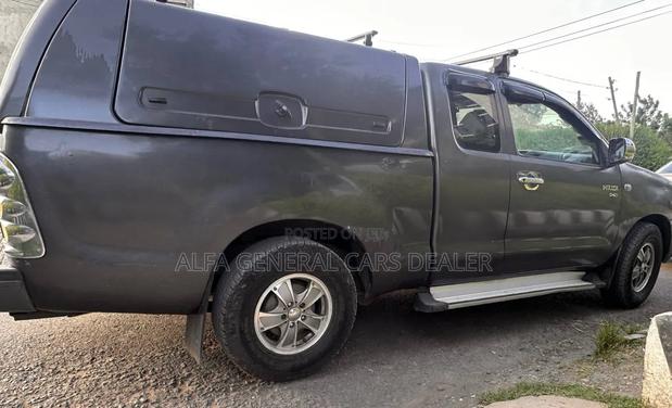 Toyota Hilux 2008 Black