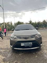 Toyota Yaris 2014 Gray for sale