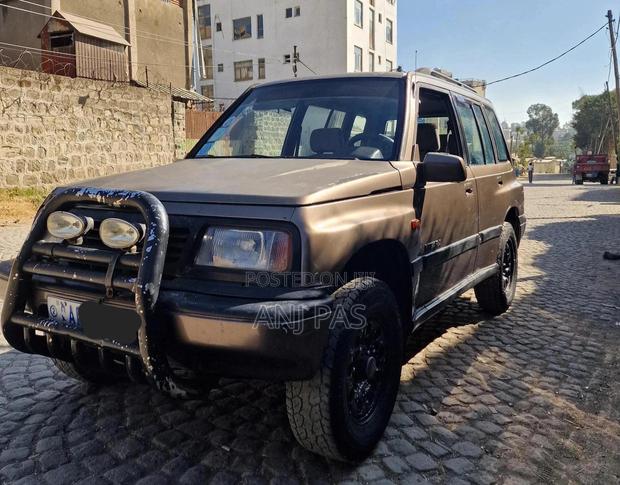 Suzuki Vitara 1997 Brown