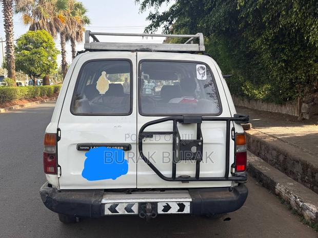 Toyota Land Cruiser 1994 White