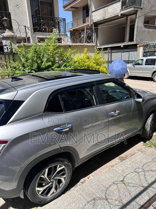 Hyundai Creta 2024 Silver