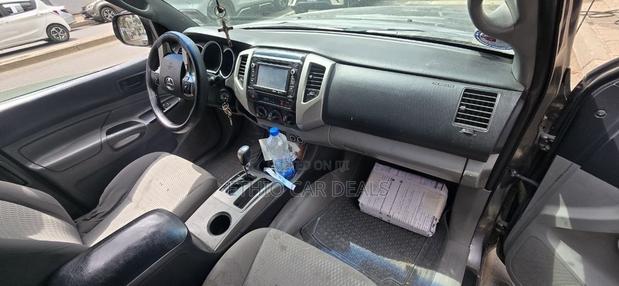 Toyota Tacoma 2014 Black