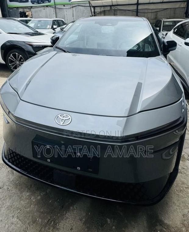 New Toyota bZ3 2025 Gray